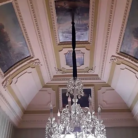 Palazzo Laguardia Frühstückspension