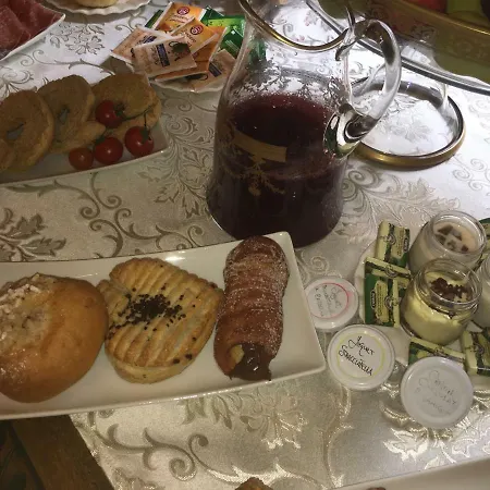 Palazzo Laguardia Bed & Breakfast Fasano