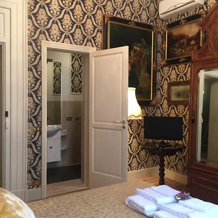 Palazzo Laguardia Bed & Breakfast Fasano